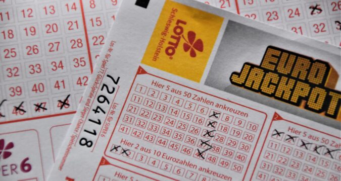 How Online Lottery Platforms Are Changing the Way Players Follow Draw Results lotto